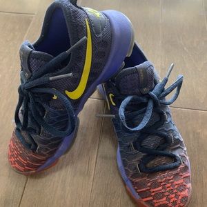 Nike Kevin Durant Shoes (size 13)